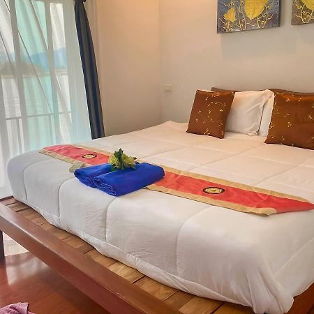 Tara Raft Hotel Kanchanaburi Exterior photo